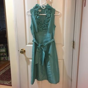 London Times Semi Formal Dress